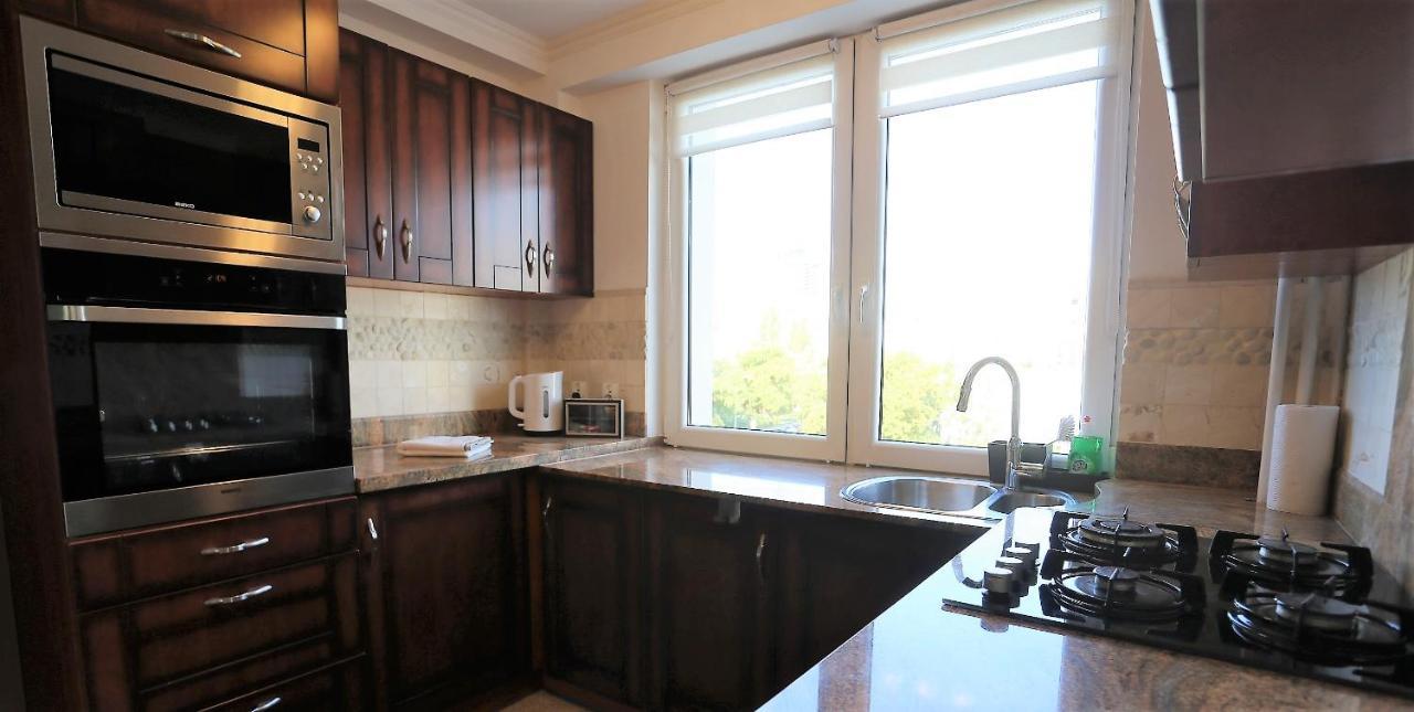 Apartament Mgm Karmelicka Warsawa Bagian luar foto