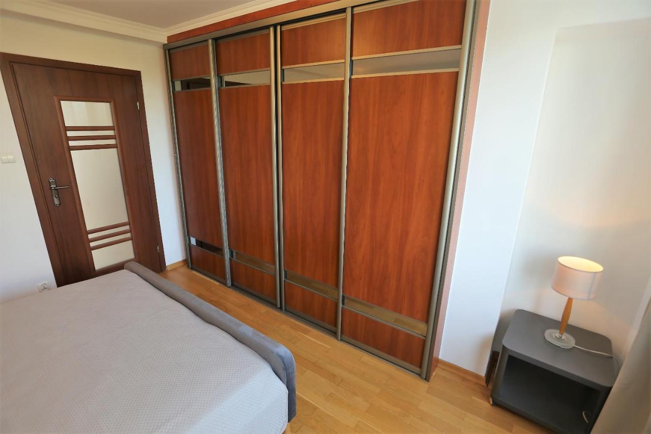 Apartament Mgm Karmelicka Warsawa Bagian luar foto