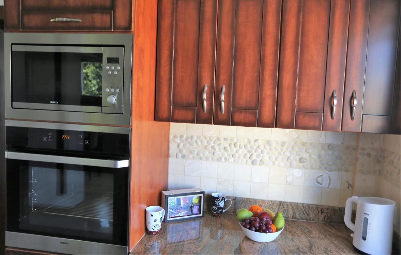 Apartament Mgm Karmelicka Warsawa Bagian luar foto
