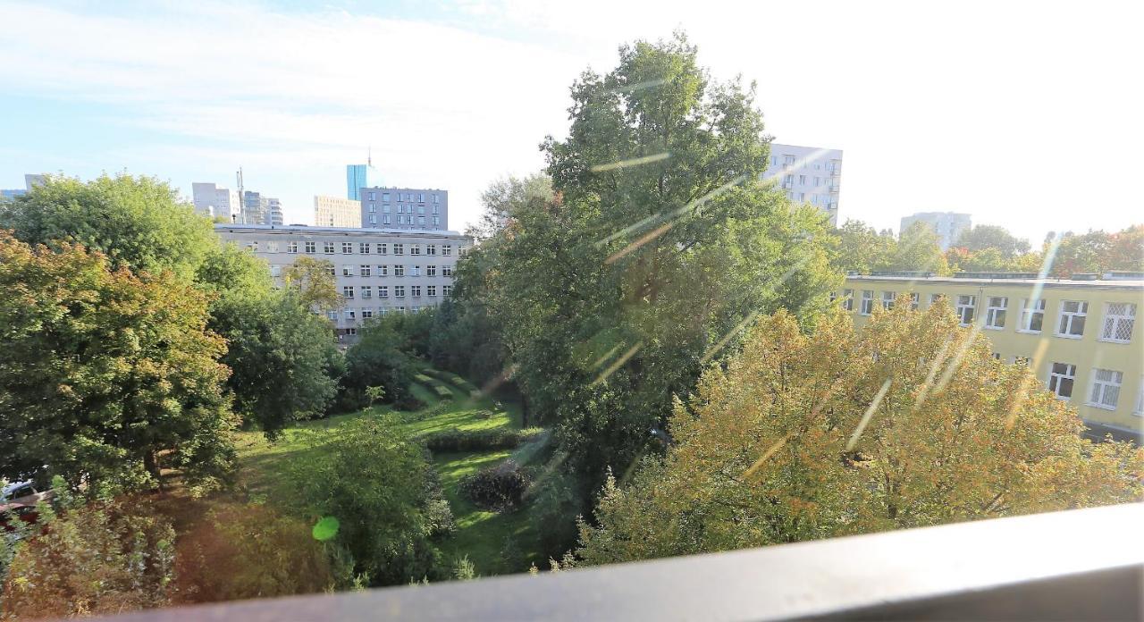 Apartament Mgm Karmelicka Warsawa Bagian luar foto