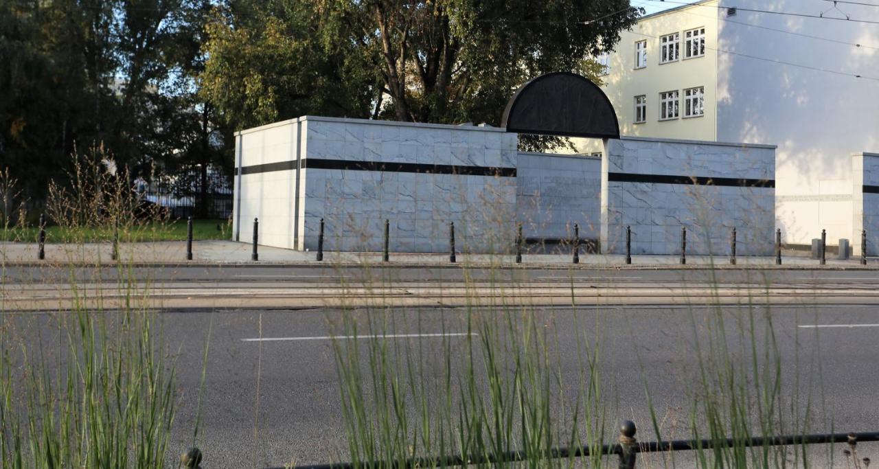 Apartament Mgm Karmelicka Warsawa Bagian luar foto